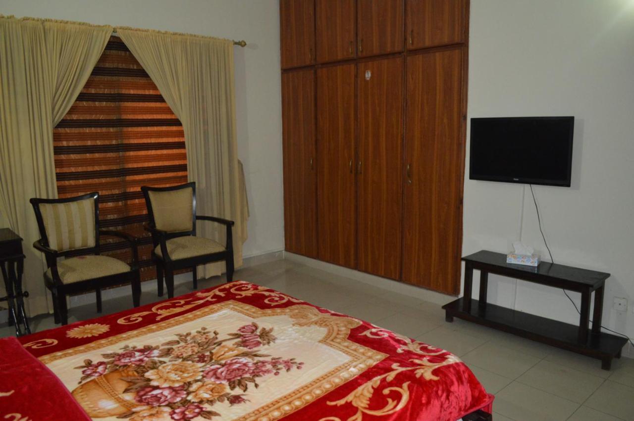 Tourist Hub Islamabad Bed & Breakfast Luaran gambar