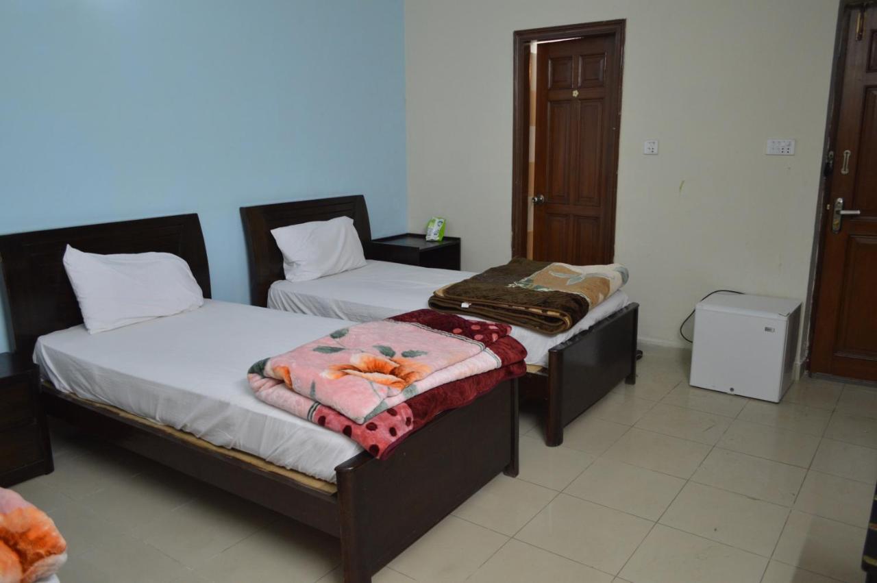 Tourist Hub Islamabad Bed & Breakfast Luaran gambar
