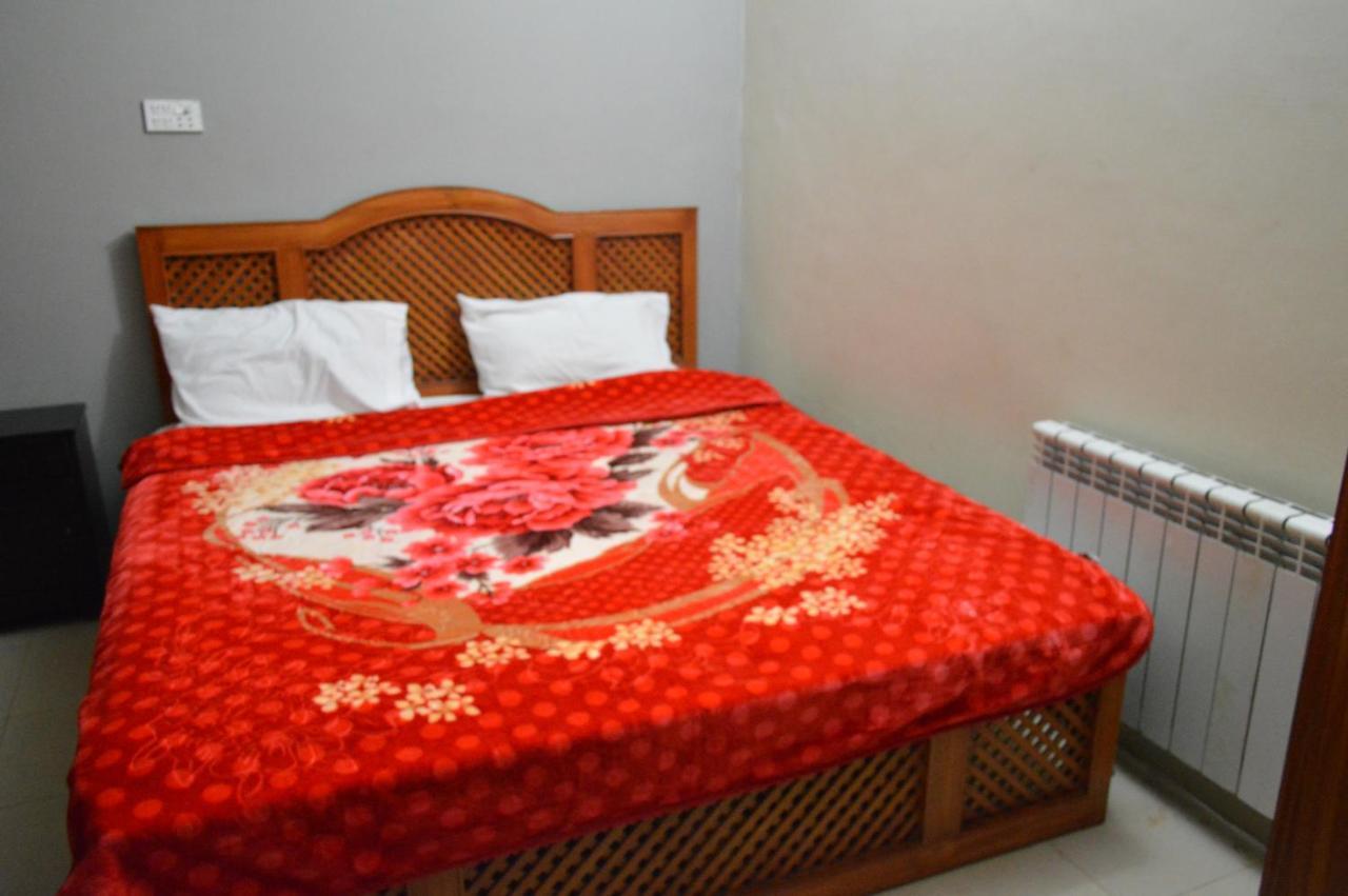 Tourist Hub Islamabad Bed & Breakfast Luaran gambar
