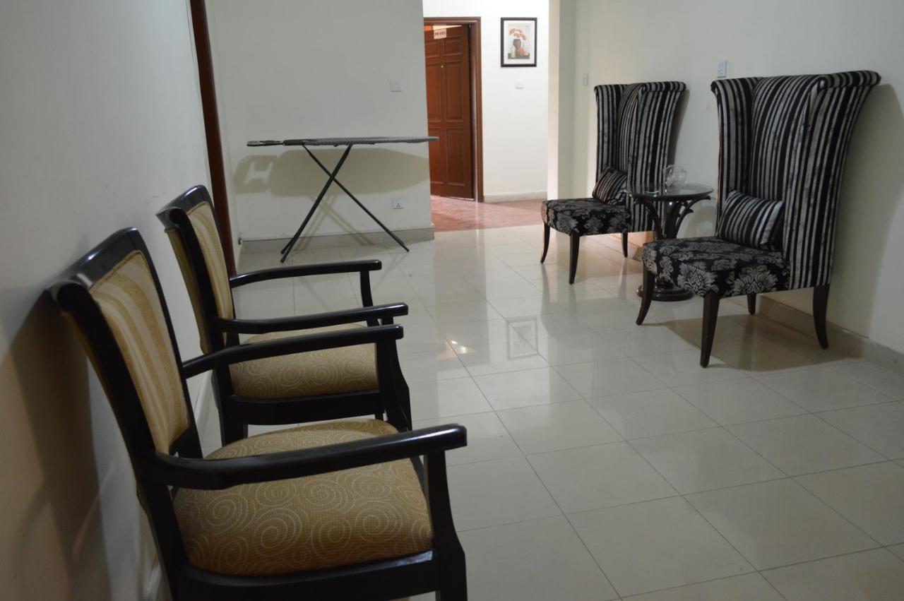 Tourist Hub Islamabad Bed & Breakfast Luaran gambar